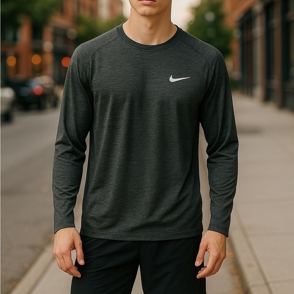 Nike Gray Long Sleeve Tee Athletic Casual - Picture 1 of 8